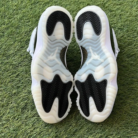 Air Jordan 11 Retro - Picture 5 of 5